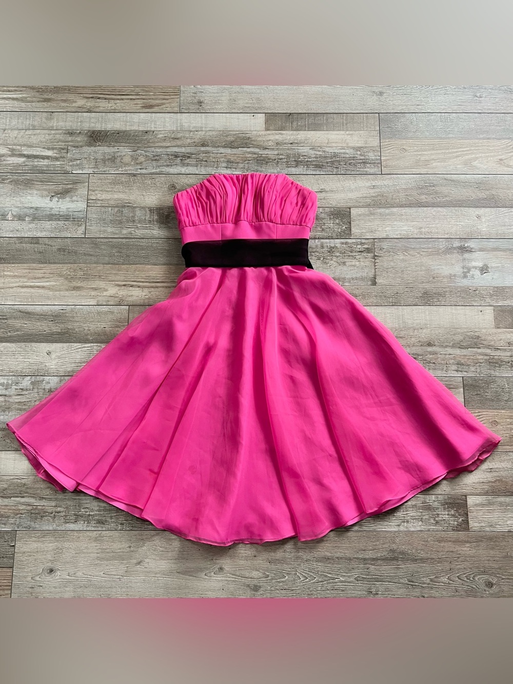 Mori Lee Women’s Fuchsia Strapless Chiffon Party Dress Size 4